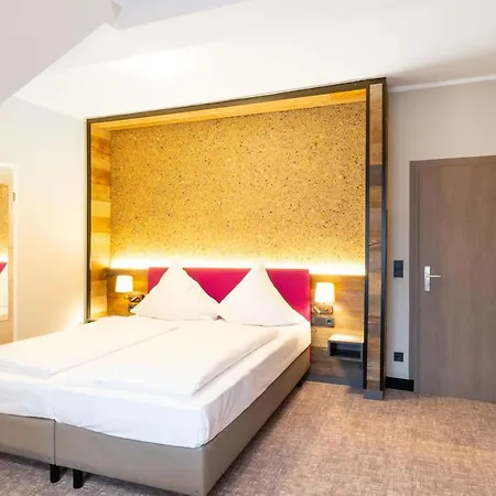 Hotel Waldmuehle 3*